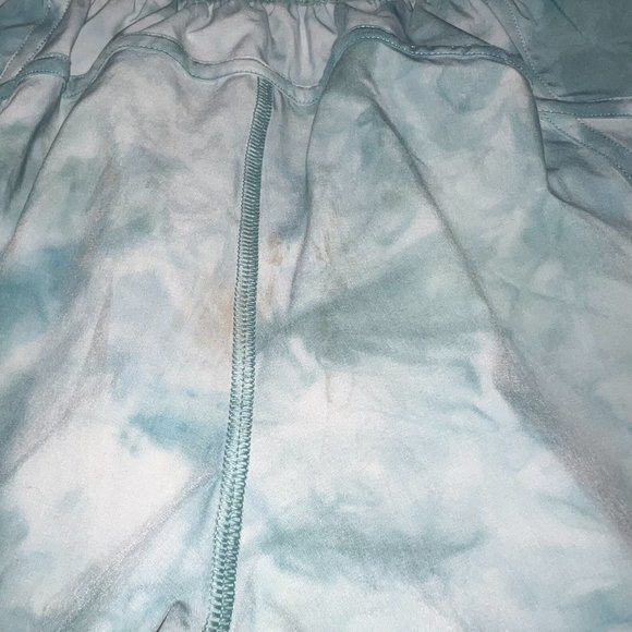 Lululemon Tracker Short!!! Tie Dye - Picture 3 of 4